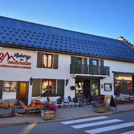 Auberge des deux Moucherolles Corrençon-en-Vercors Exterior foto